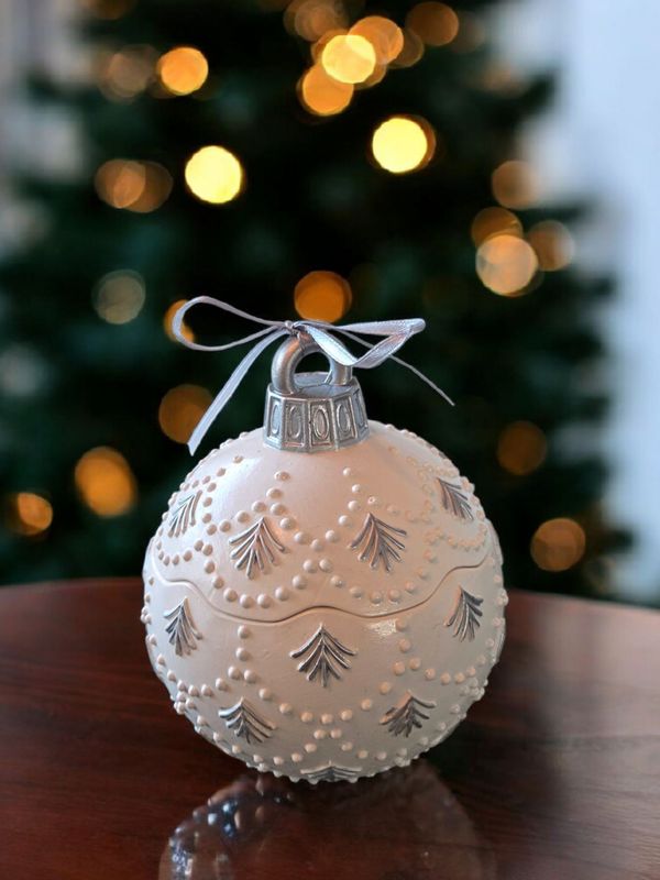 &#39;Mulled Wine&#39; - hand-painted 200g candle