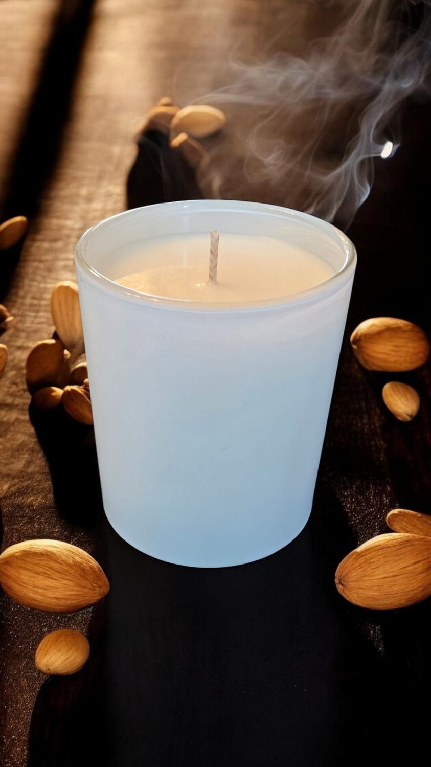 'Tonka &amp; Myrrh' - 220g candle