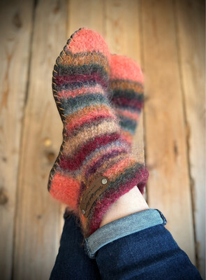Peach Blossom (hand dyed) Women’s Size 7