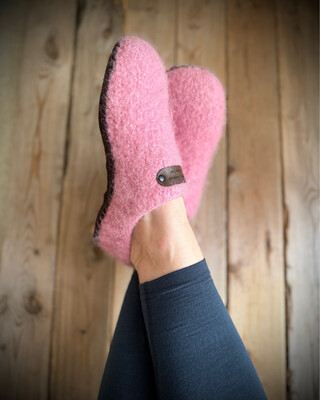 Bubblegum Clog, Women’s Size 6
