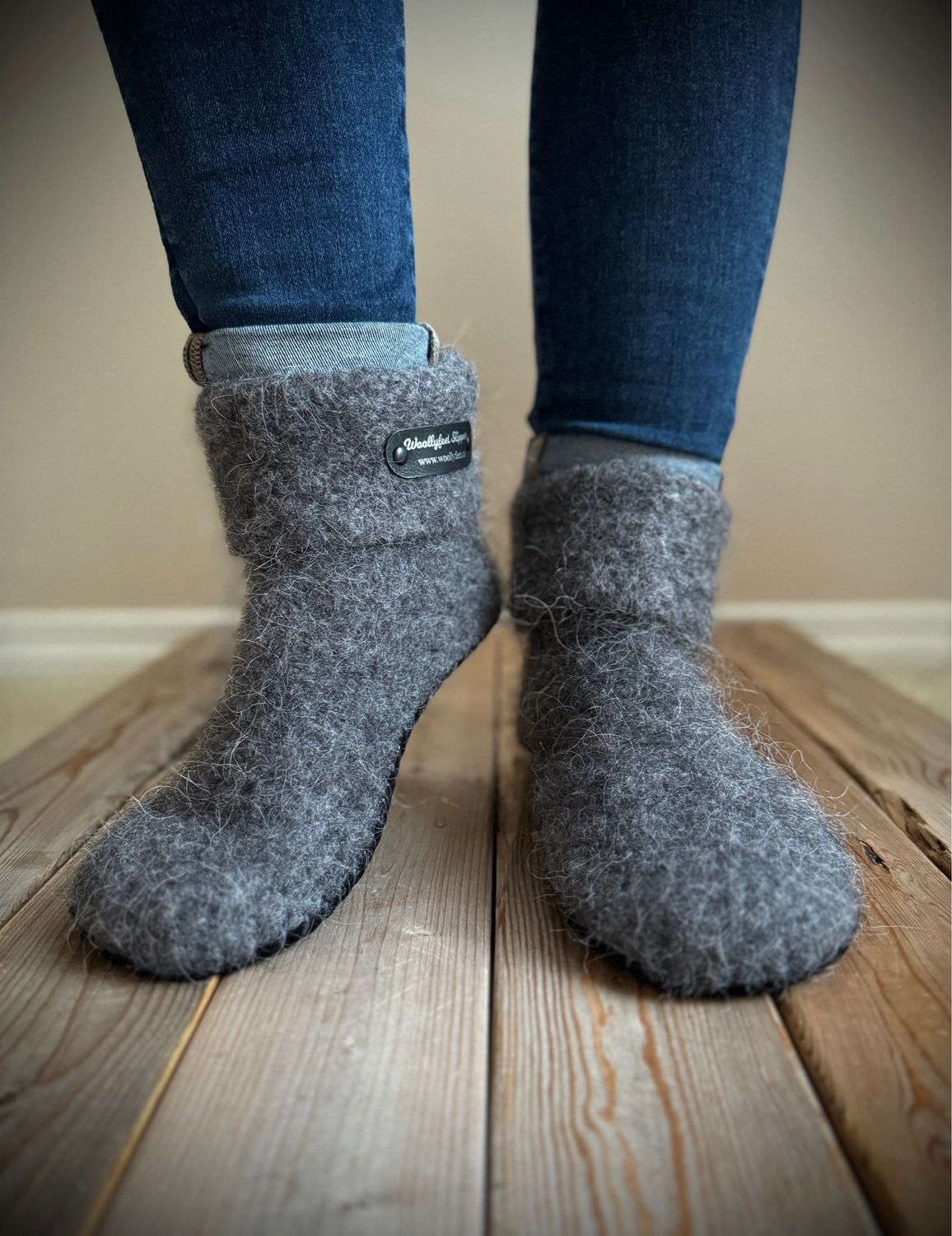 Charcoal with folded cuff, Women&#39;s Size 10