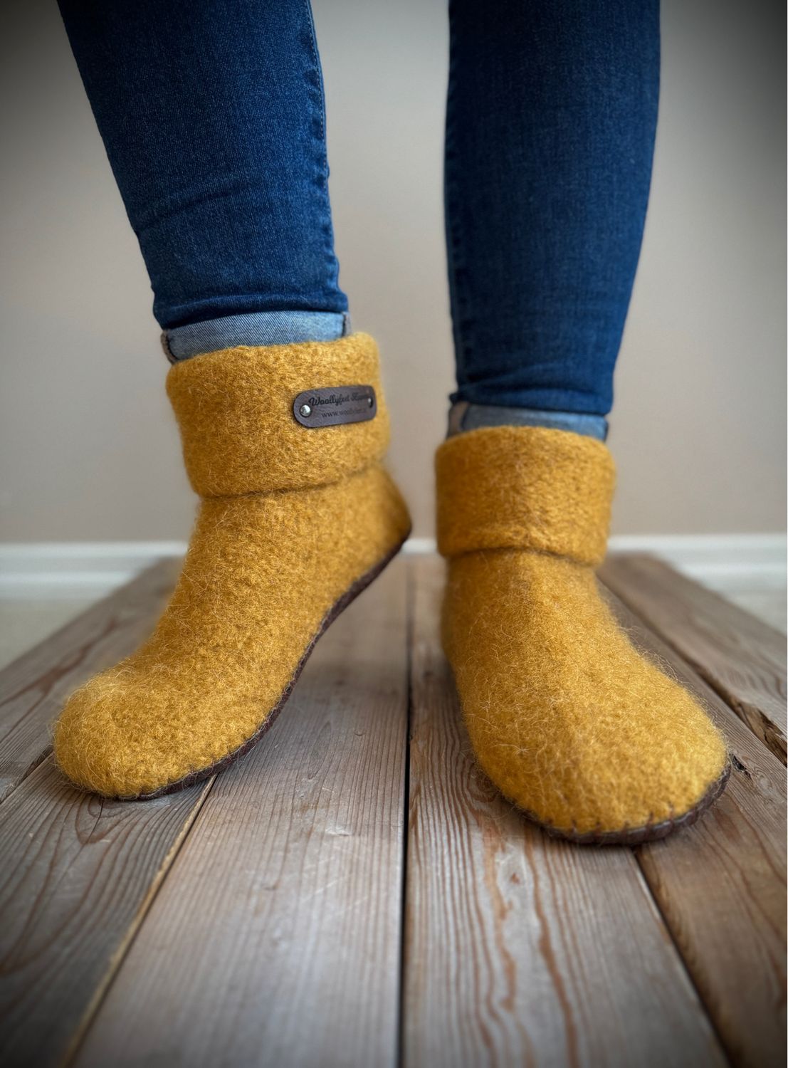 Honey Gold with Folded Cuff, Women’s Size 9.5