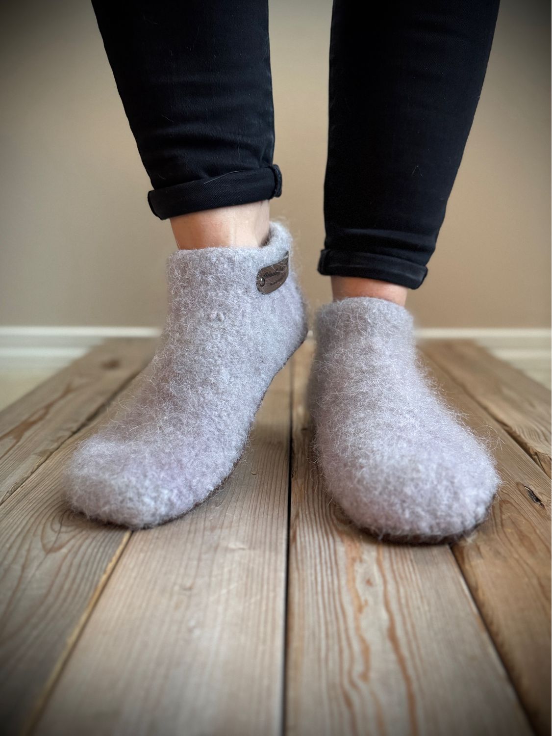 Lavender , Women’s Size 6