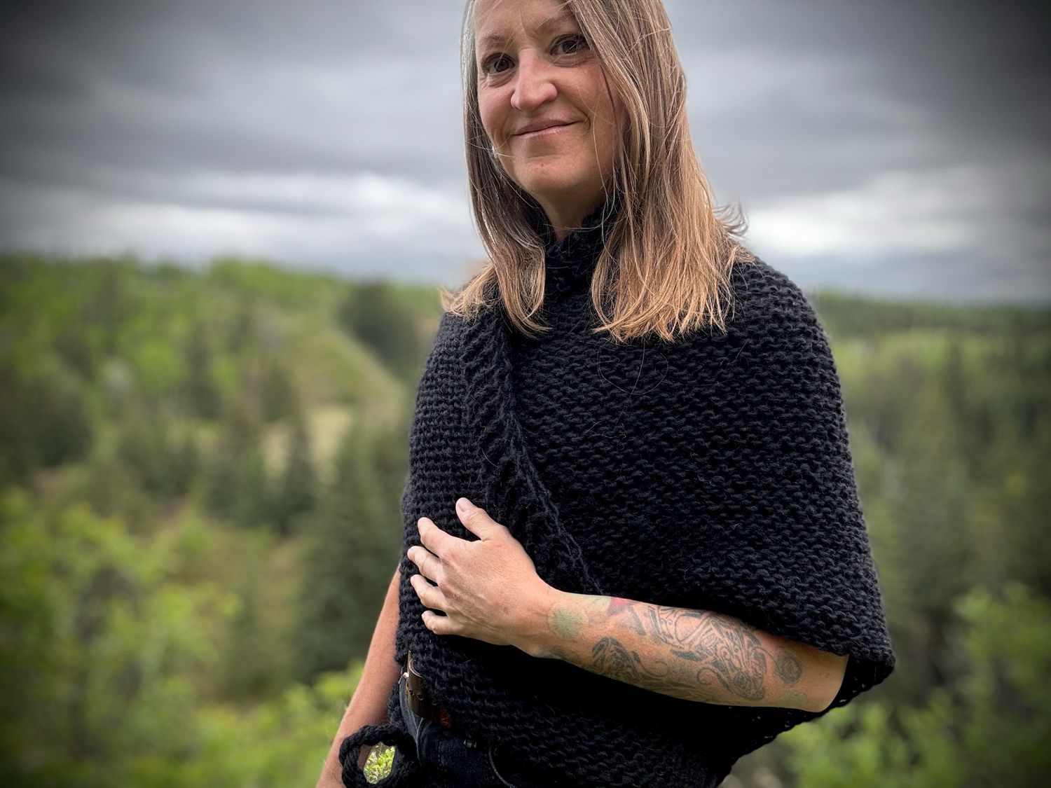 Outlander Shawl - Black
