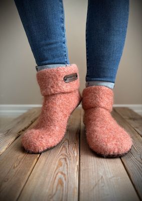 Frosted Cantaloupe with folded cuff, Women&#39;s Size 8.5