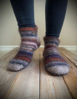 Taupe &amp; Timber, Women’s Size 9
