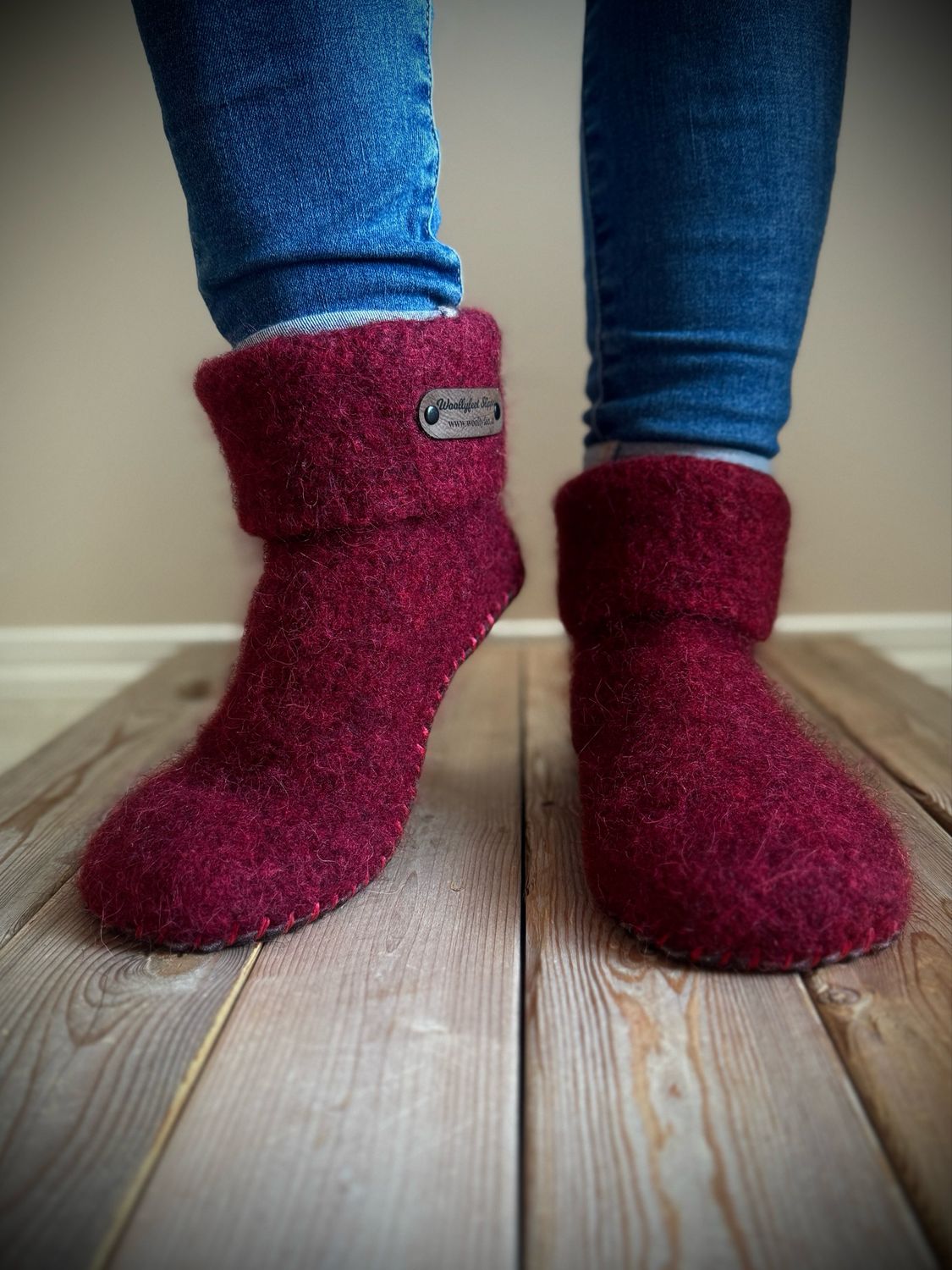 Cherry with folded cuff, Women&#39;s Size 9.5