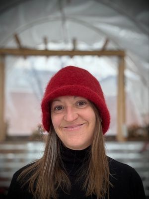 Cardinal Felted Hat, 25”