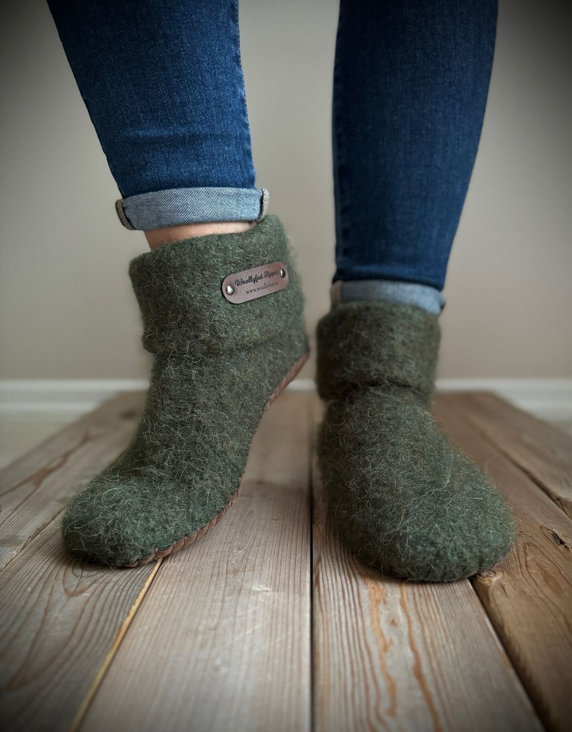 Cypress with folded cuff, Women&#39;s Size 8.5