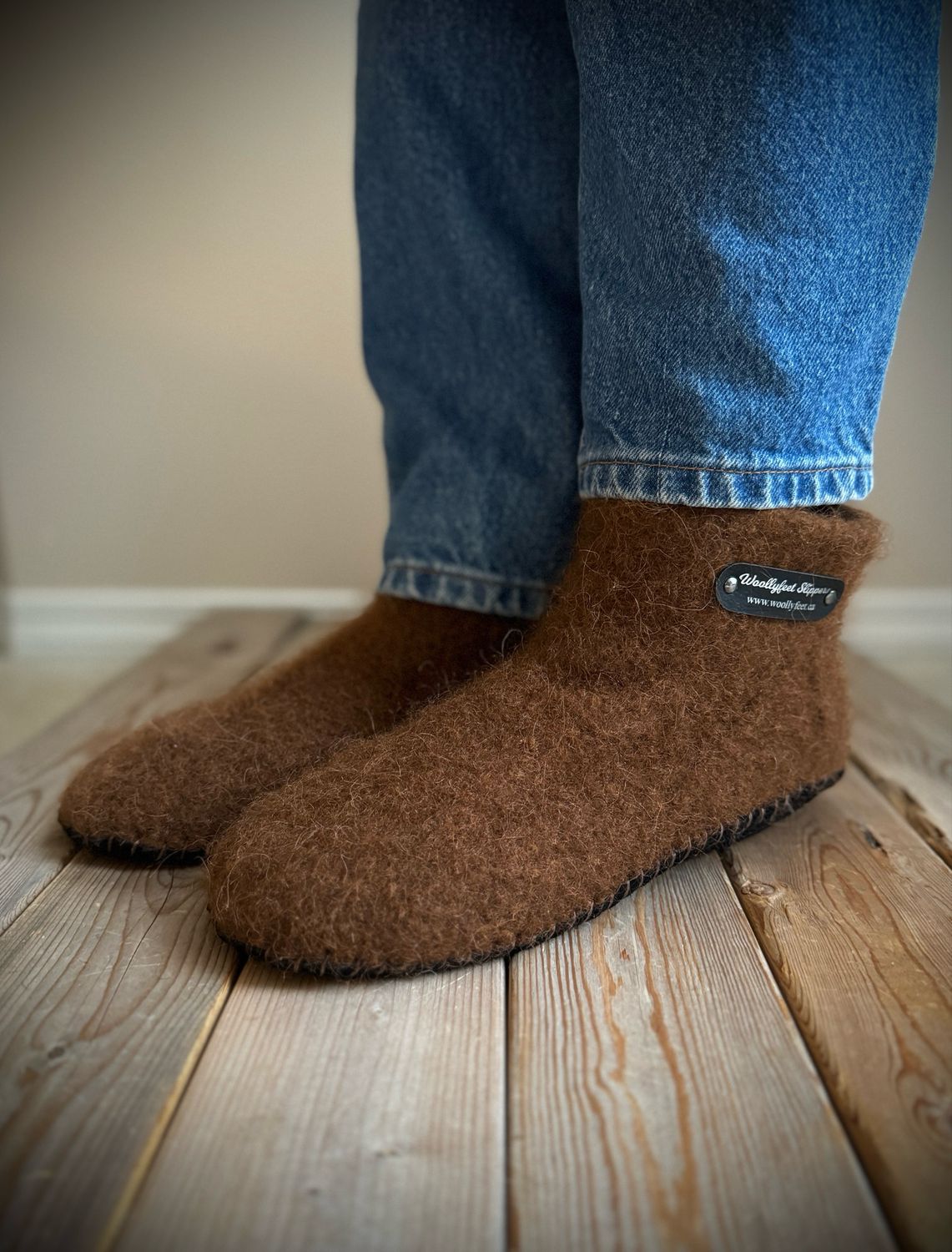 Chocolate, Children’s Size 2.5 (8.25” sole length)