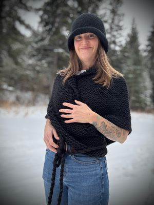 Outlander Shawl - Black