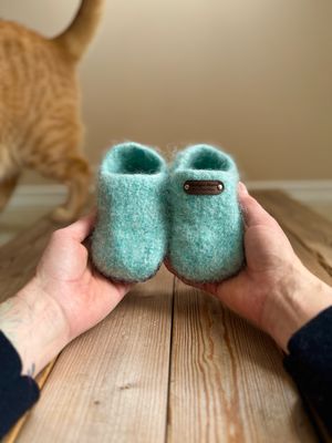 Seafoam Clog Children’s Size 7 (14cm)