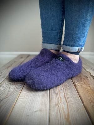 Dusty Plum Clog, Women’s Size 10.5