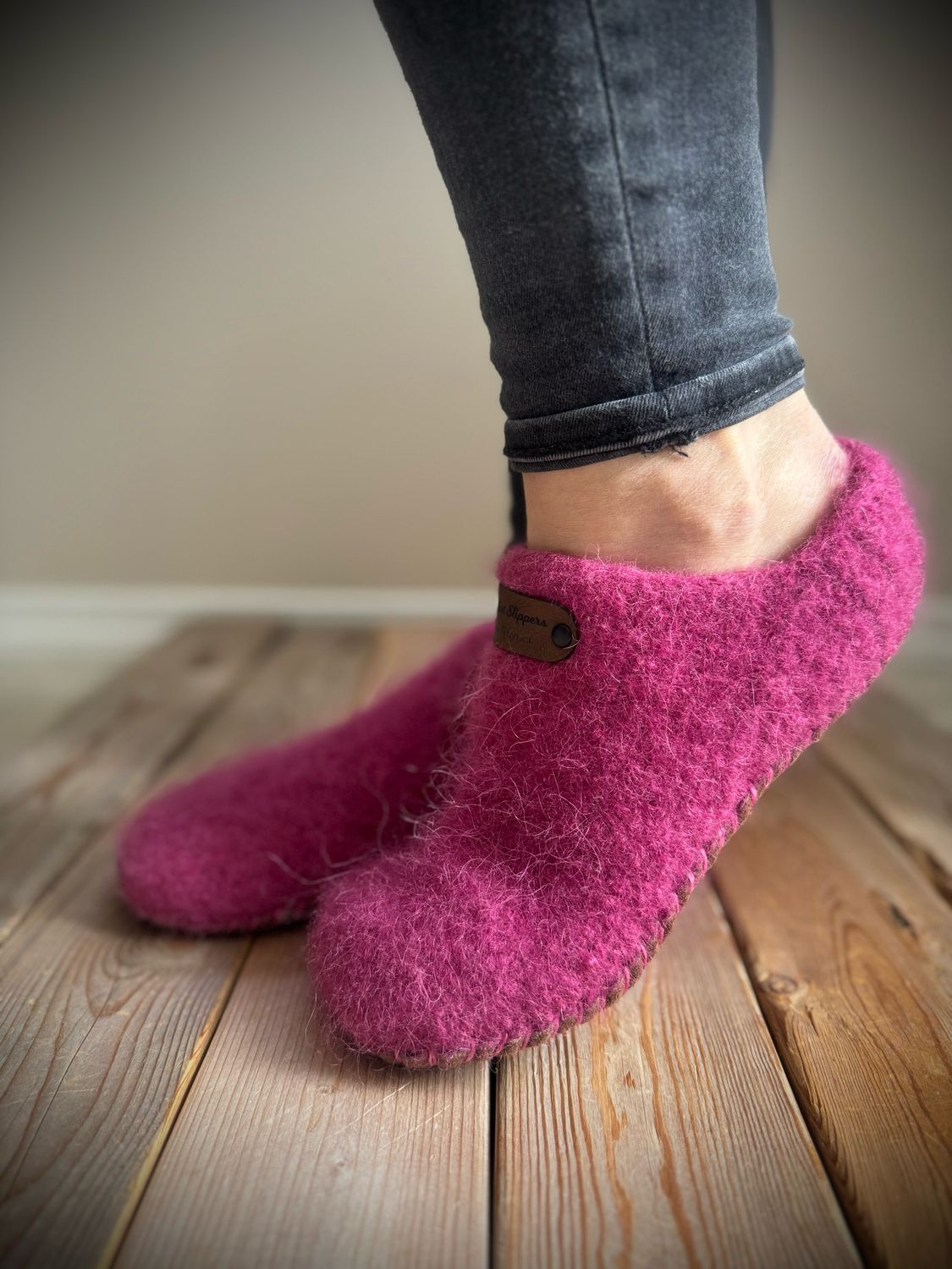 Fuchsia Clog, Women’s Size 7