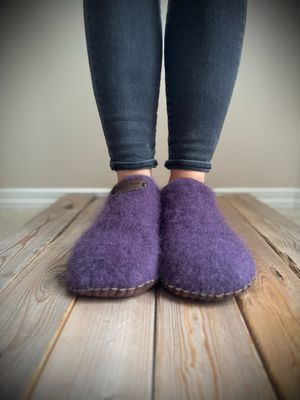 Plum Clog, Women’s Size 10.5 WIDE