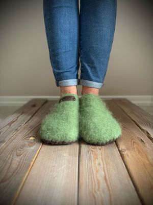 Matcha Latte Clog, Women’s Size 6