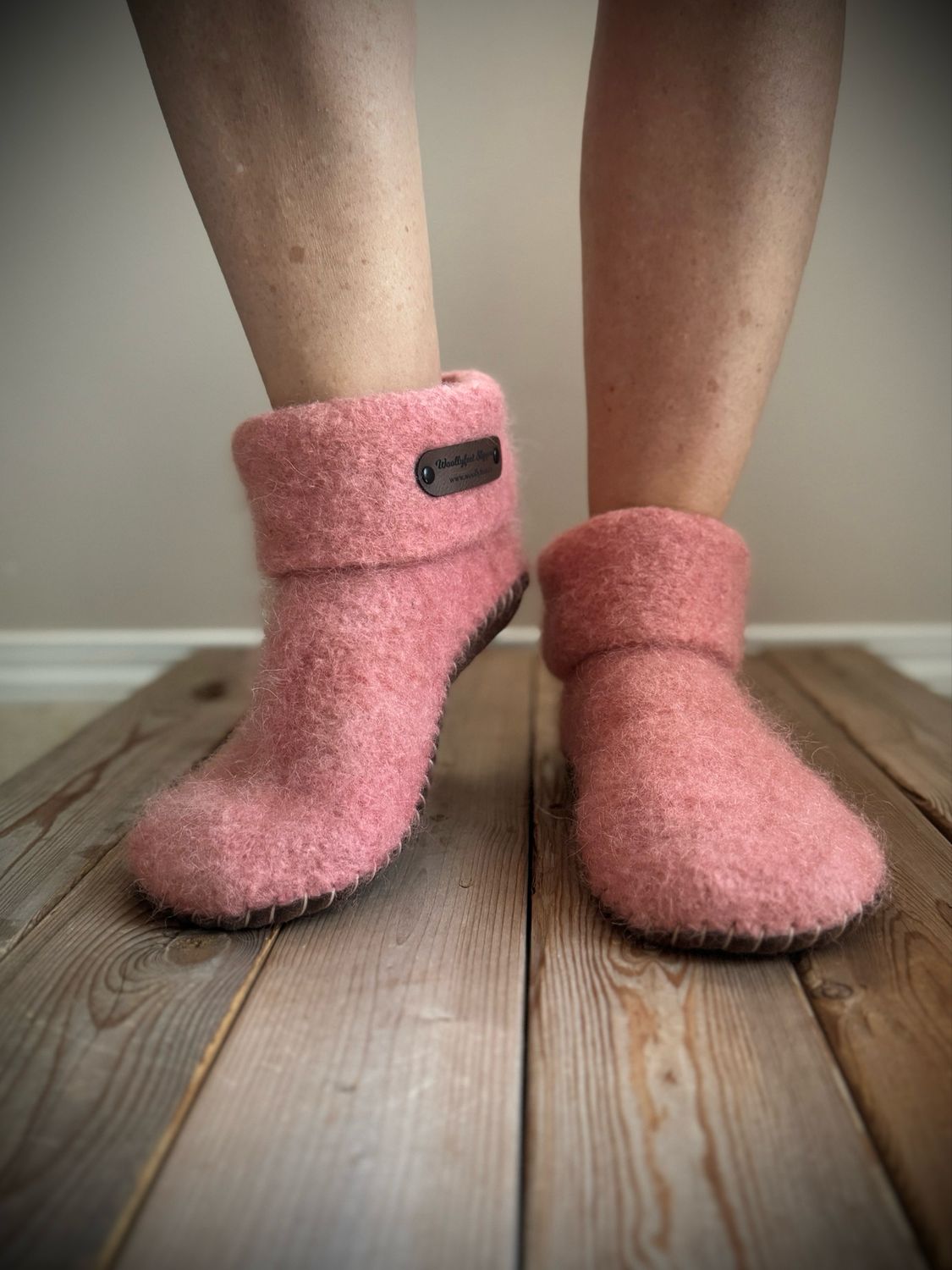 Blush with folded cuff, Women's Size 7