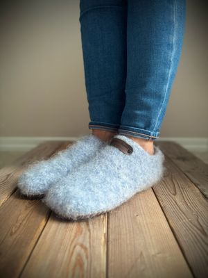 Arctic Blue Clog, Women’s Size 8.5