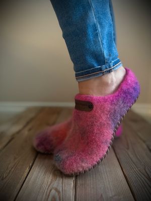 Summer’s Bloom Clog, Hand dyed, Women's Size 6.5