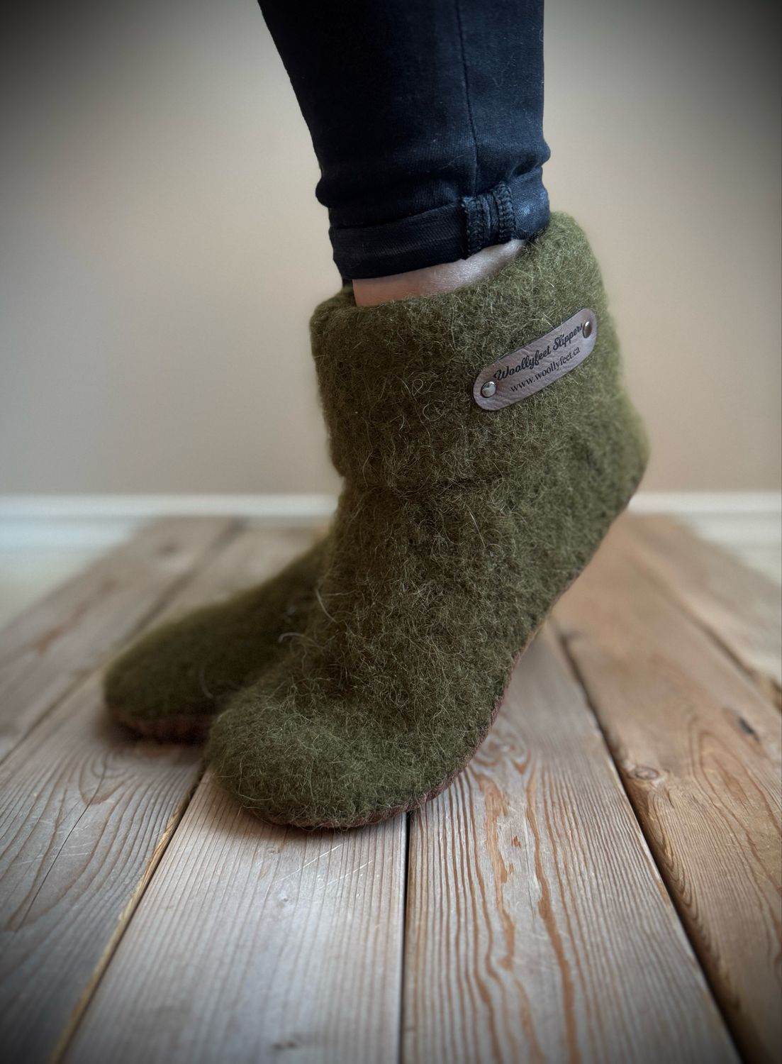 Olive with folded cuff, Women's Size 8