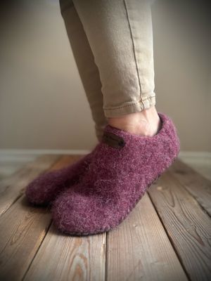Mulberry Clog, Women’s Size 10