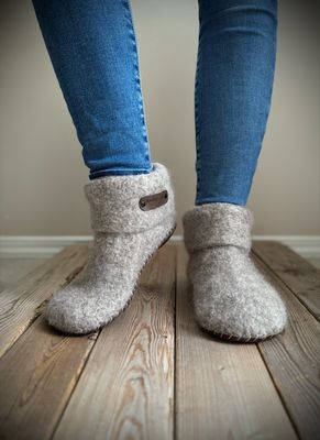 Warm Grey with folded cuff, Women's Size 7