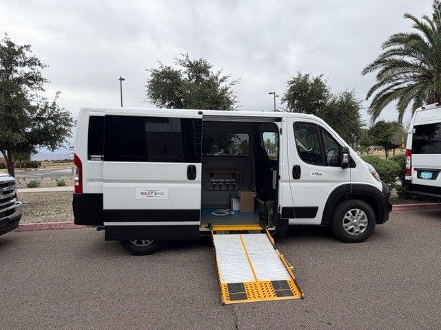 RAM 159 Minibus