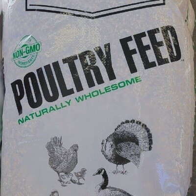 3 Grain Medium Scratch Poultry Feed