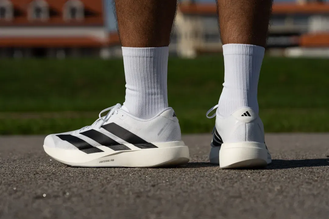 ADIDAS EVO SL (white black)