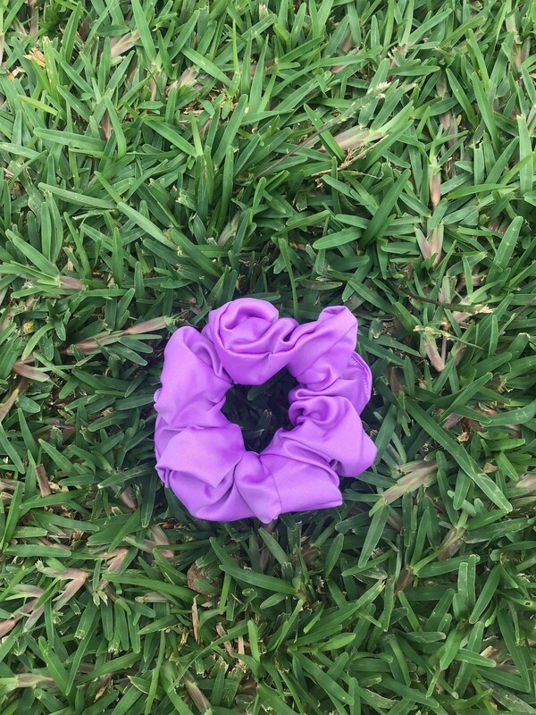 LIGHT PURPLE SCRUNCHIE SMALL