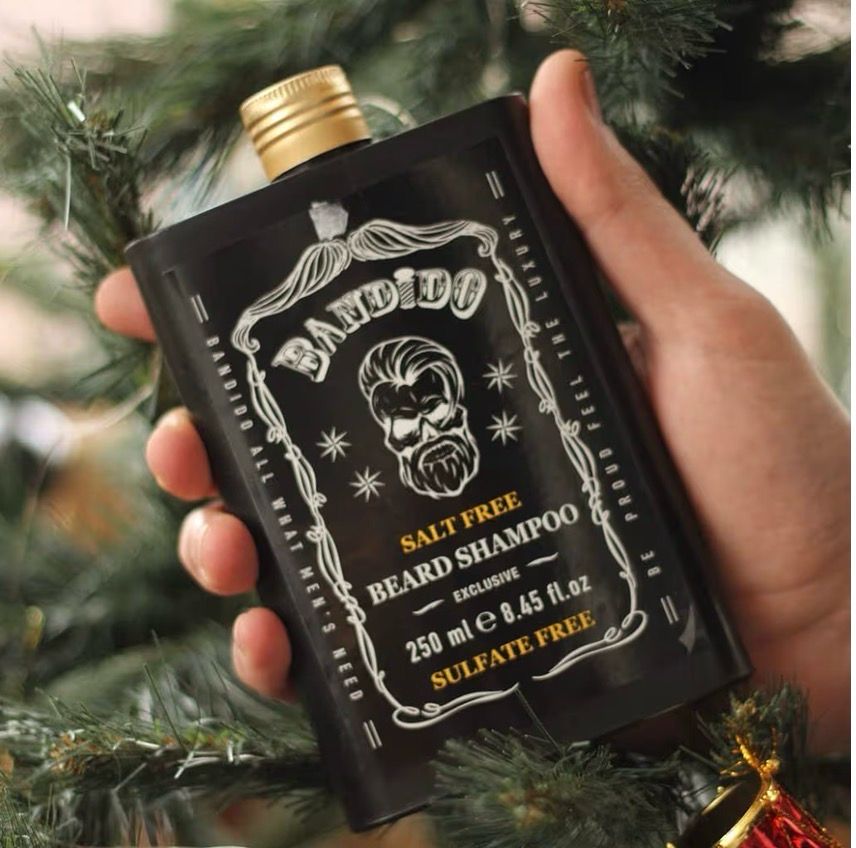 BANDIDO Champú para barba de 250 ml, jabón para barba, limpieza y cuidado para la barba, cuidado natural de la barba sin sal ni sulfato, también como idea de regalo, champú para barba, fragancia BANDIDO Champú para barba de 250 ml, jabón para barba, limpieza y cuidado para la barba, cuidado natural de la barba sin sal ni sulfato, también como idea de regalo, champú para barba, fragancia
