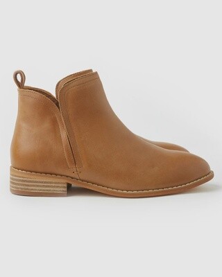 Douglas Leather Boot