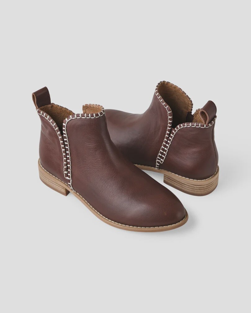 Douglas Stitch Leather Boot