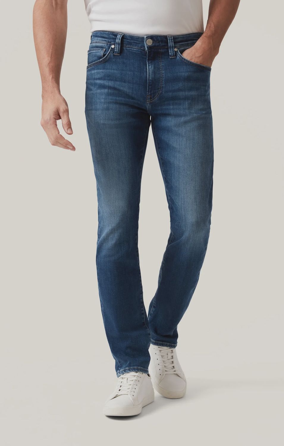 34 Heritage Courage Dark Brushed Organic Ultra Jean