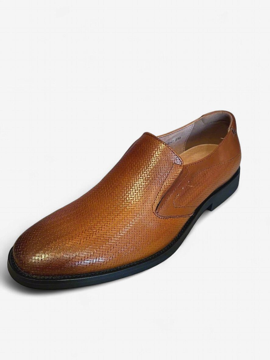 Alpha &amp; Steele Slip on Dress Shoe