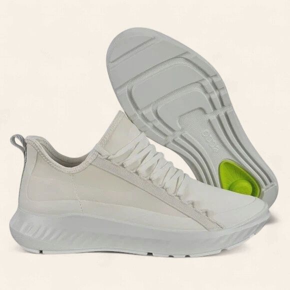 Ecco St 1 Lite Women’s shoe