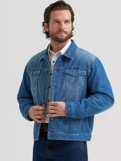 Wrangler Men's Flannel Lined Denim Jacket 1946
