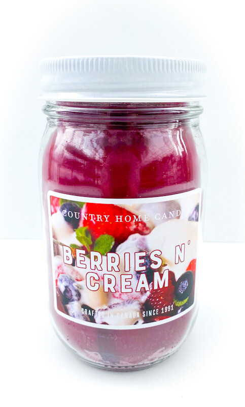 Candle 16 oz. Berries n Cream
