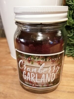 Candle 16 oz. Cranberry Garland