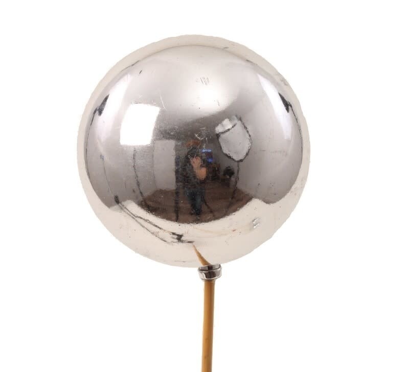 Ornamental Balls: Silver Glossy 15 cm (1 stem)