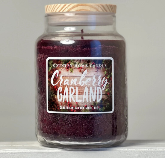 Candle 26 oz. Cranberry Garland