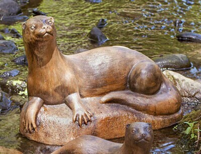 Statuary - Otter Father