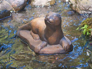 Statuary - Otter Baby