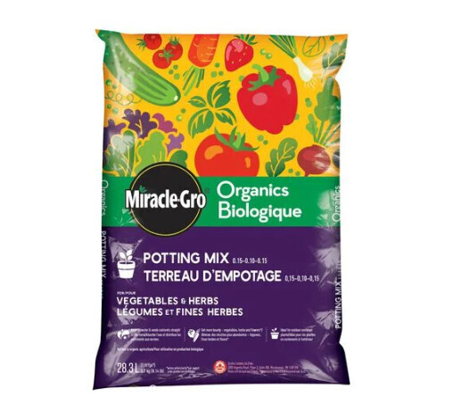Miracle-Gro ORGANIC Potting Mix - Vegetables/Herbs - 28.3 L
