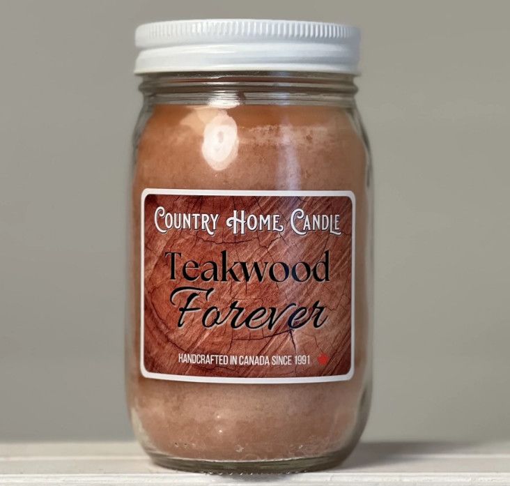 Candle 16 oz. Teakwood