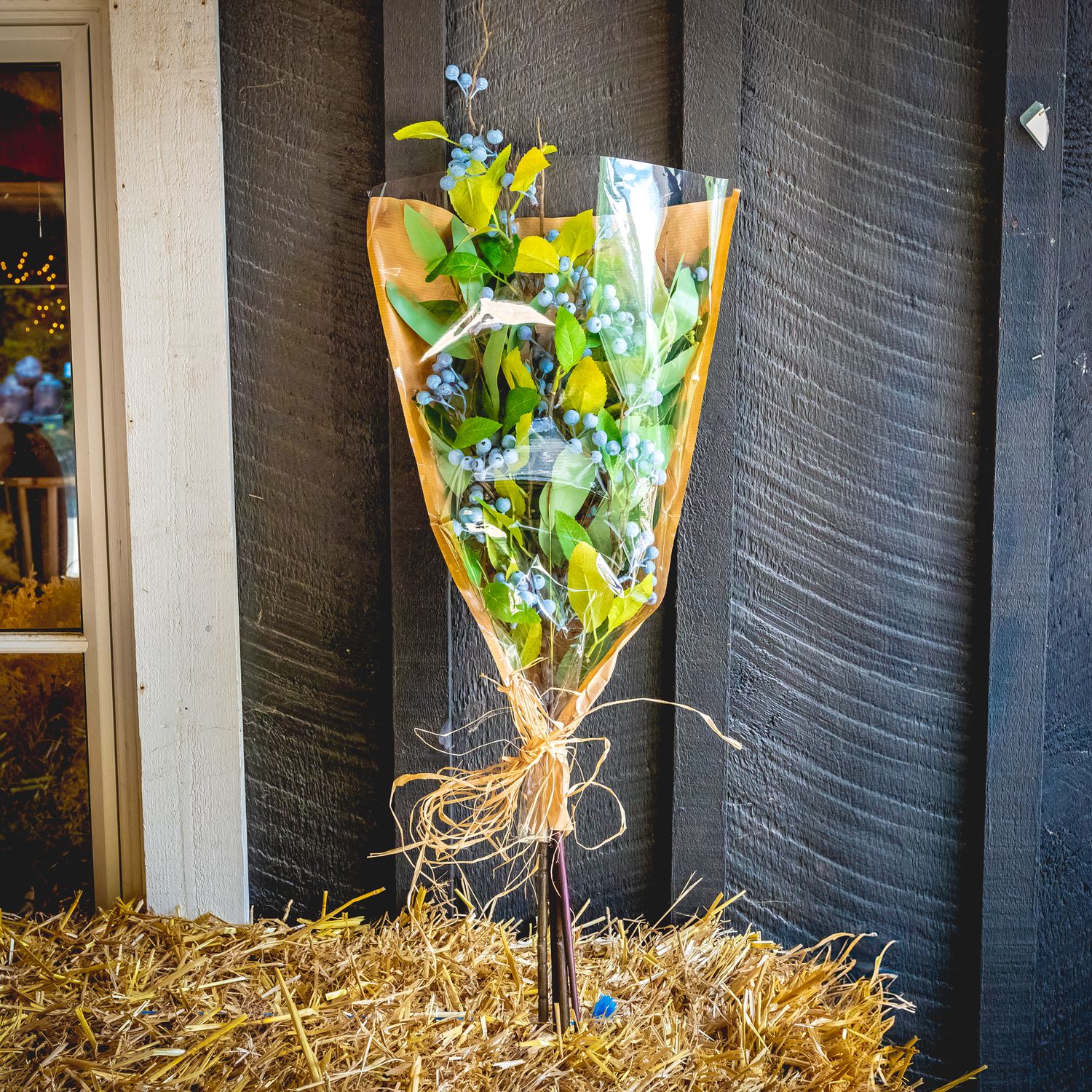 Faux Bouquet - Blueberry w Leaves Long Stem