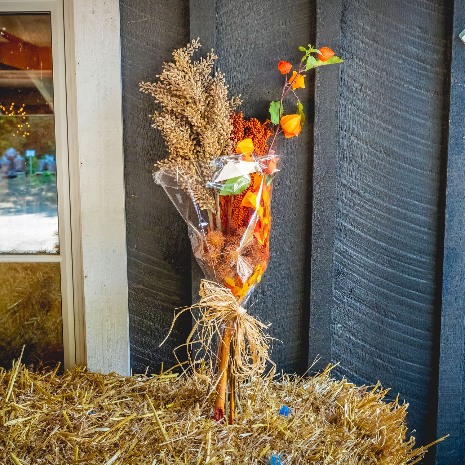 Autumn Bouquet - w Chinese Lantern