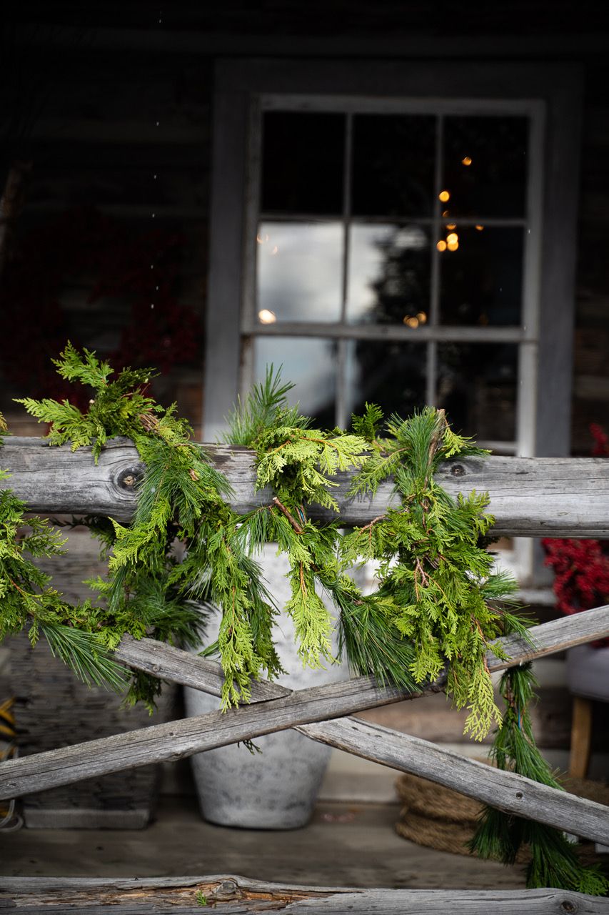 Fresh Garland - Ontario Mixed, Size: 25&#39;