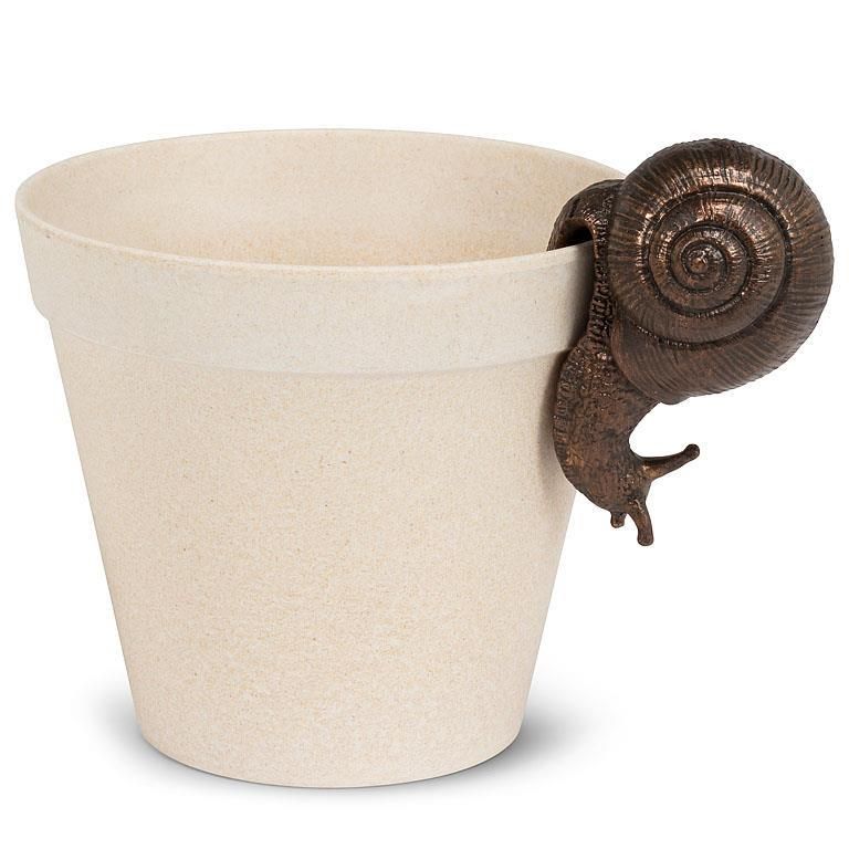 Hanging Snail - Resin 4&quot;