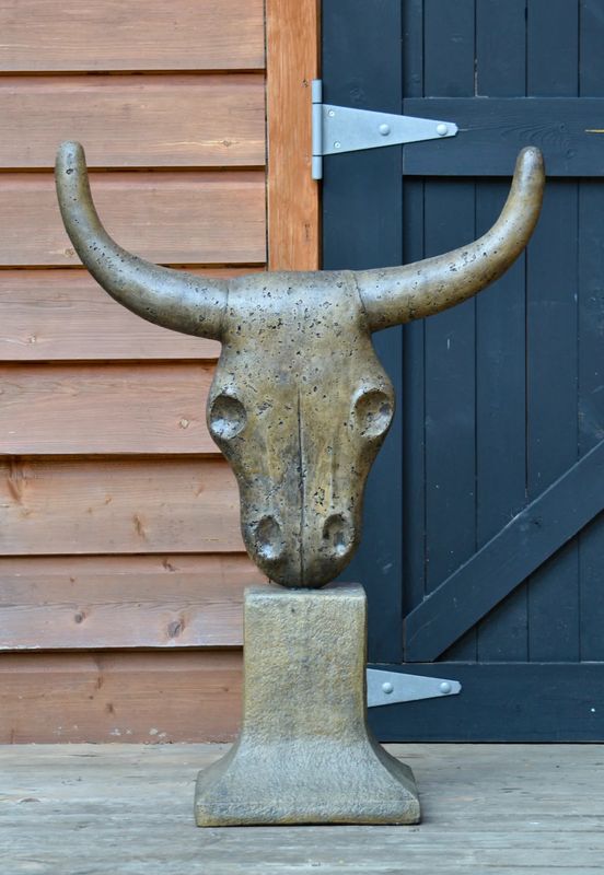 Statuary WS - Bull Horn Small